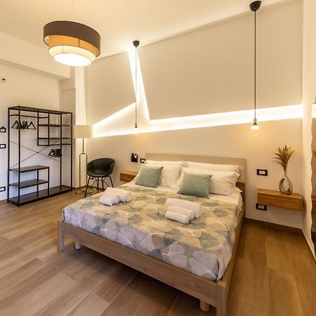 Armony Luxury Suites 卡塔尼亚 客房 照片