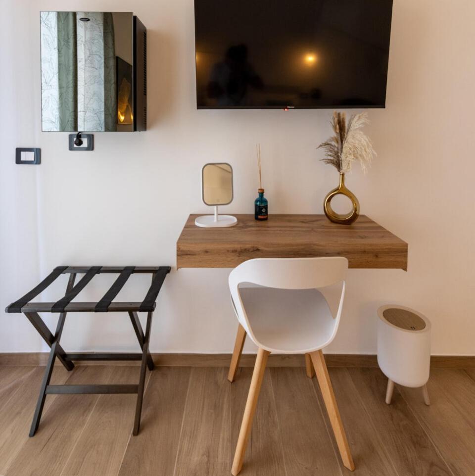 Armony Luxury Suites 卡塔尼亚 外观 照片